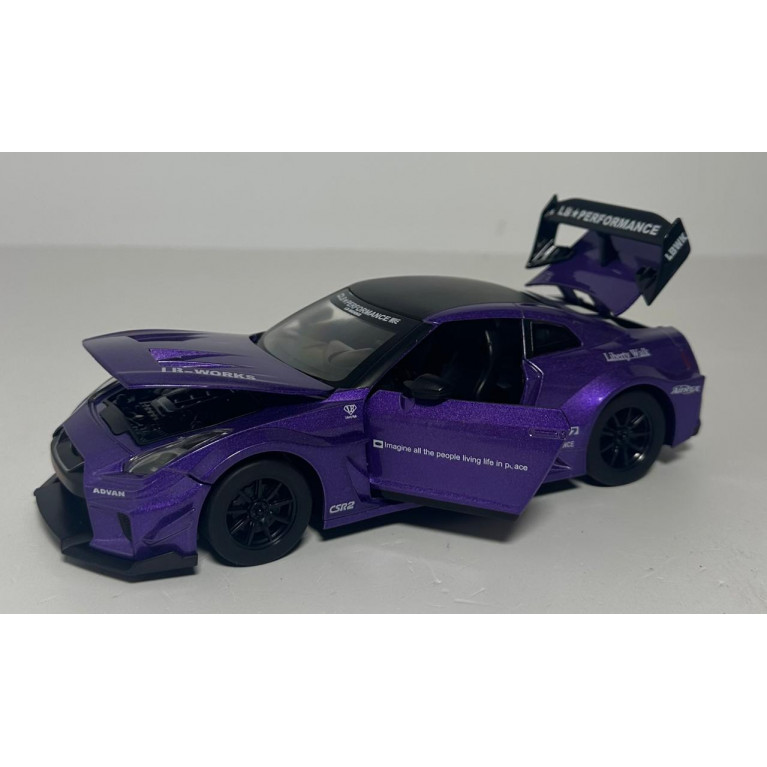 Машина металл без коробки свет, звук открываются двери ,капот ,багажник  1:24