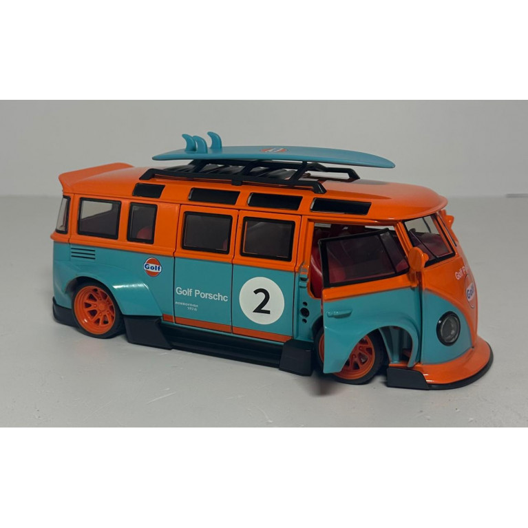 Игрушка металл микроавтобус  без коробки свет, звук ,открываются двери ,багажник, капот, инерция   1:24 8*8*20 см